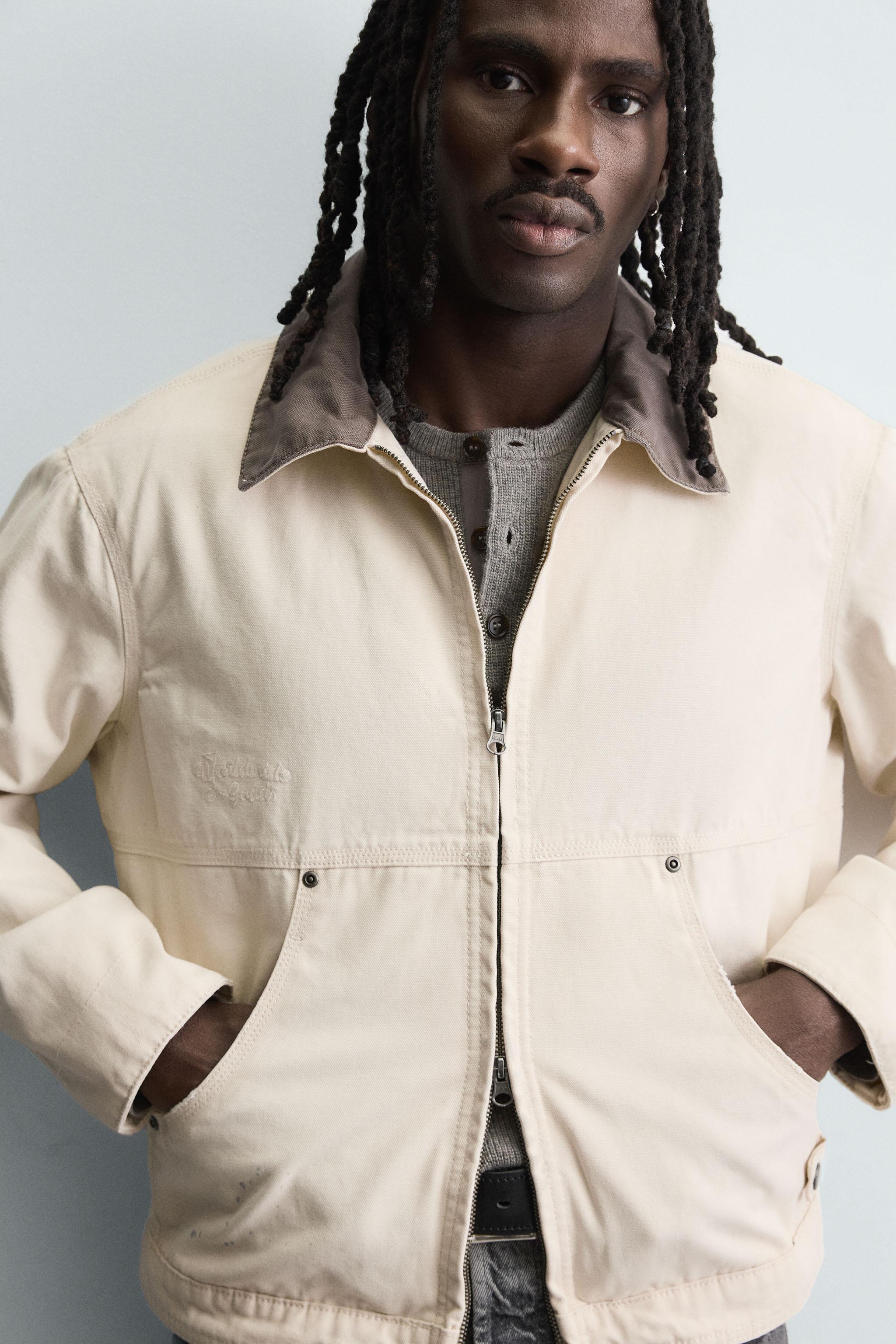 CONTRAST COLLAR JACKET